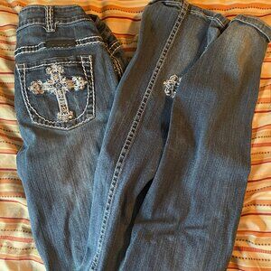 Cowgirl Tuff 30/37 USED, WORN